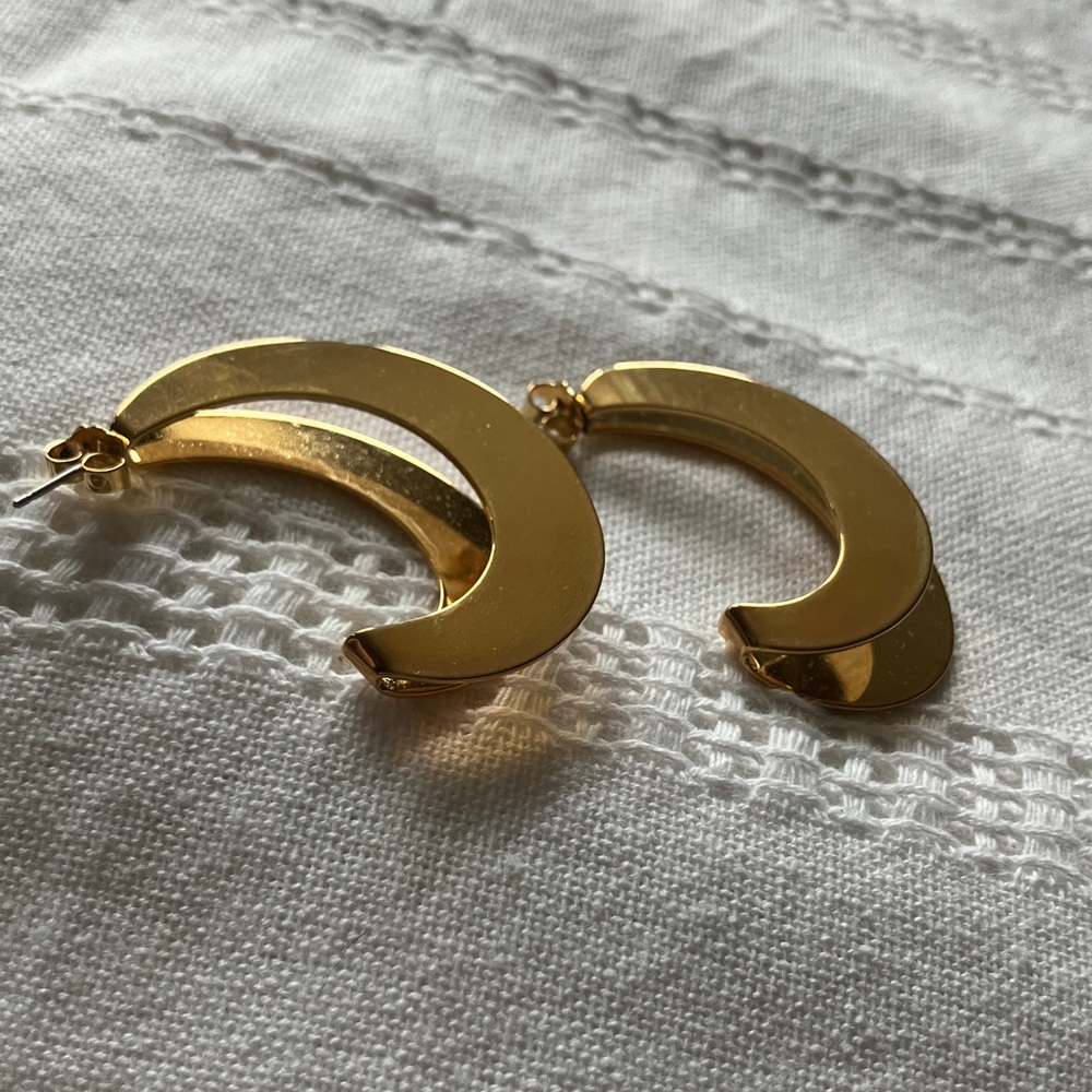 Elegant Goldtone Half-Moon Double Hoop Post‎ Earrings